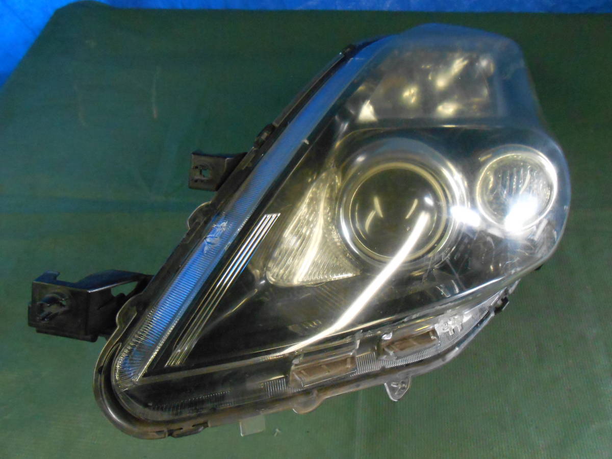 Y ZGM10 アイシス 純正 左 ヘッドライト ランプ koito 100-78937拍卖