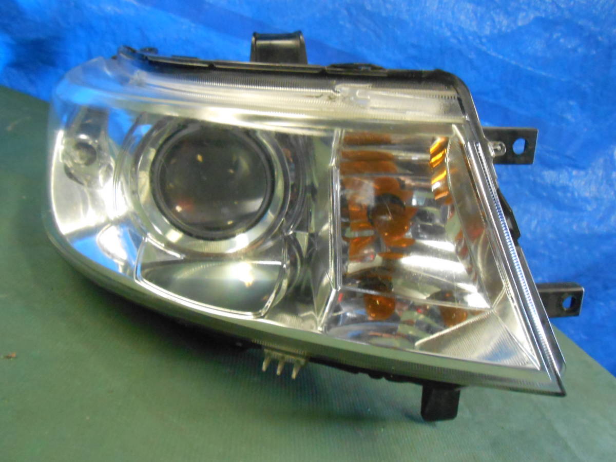 Y ワゴンR スティングレー MH23S 純正 右 ヘッド ライト HID KOITO 100-59191 拍卖