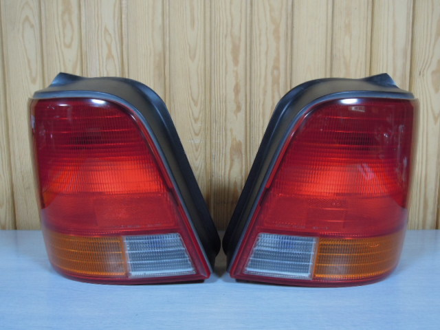 ホンダ オデッセイ RA2 / RA1 テールランプ 左右 セット 中古 STANLEY 043-1239 L/R STANLEY RR1239 リペア前提で A2228拍卖