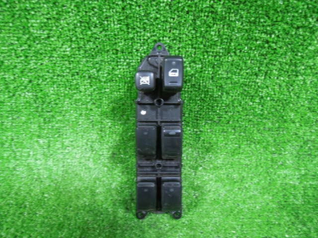 トヨタ ノア / ヴォクシー AZR65G パワーウィンドウスイッチ 中古 84040-28060 515103 20ピン A2240拍卖