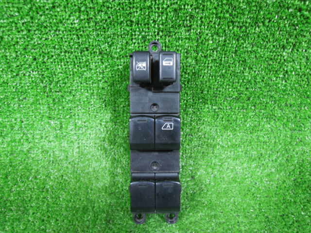 日産 ブルーバード シルフィ NG11 パワーウィンドウスイッチ 中古 16ピン3ピン A2263拍卖