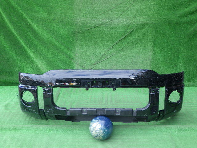 CV1W CV2W CV4W CV5W 前期 デリカD:5 純正フロントバンパー D5 黒 6400F818ZZ拍卖