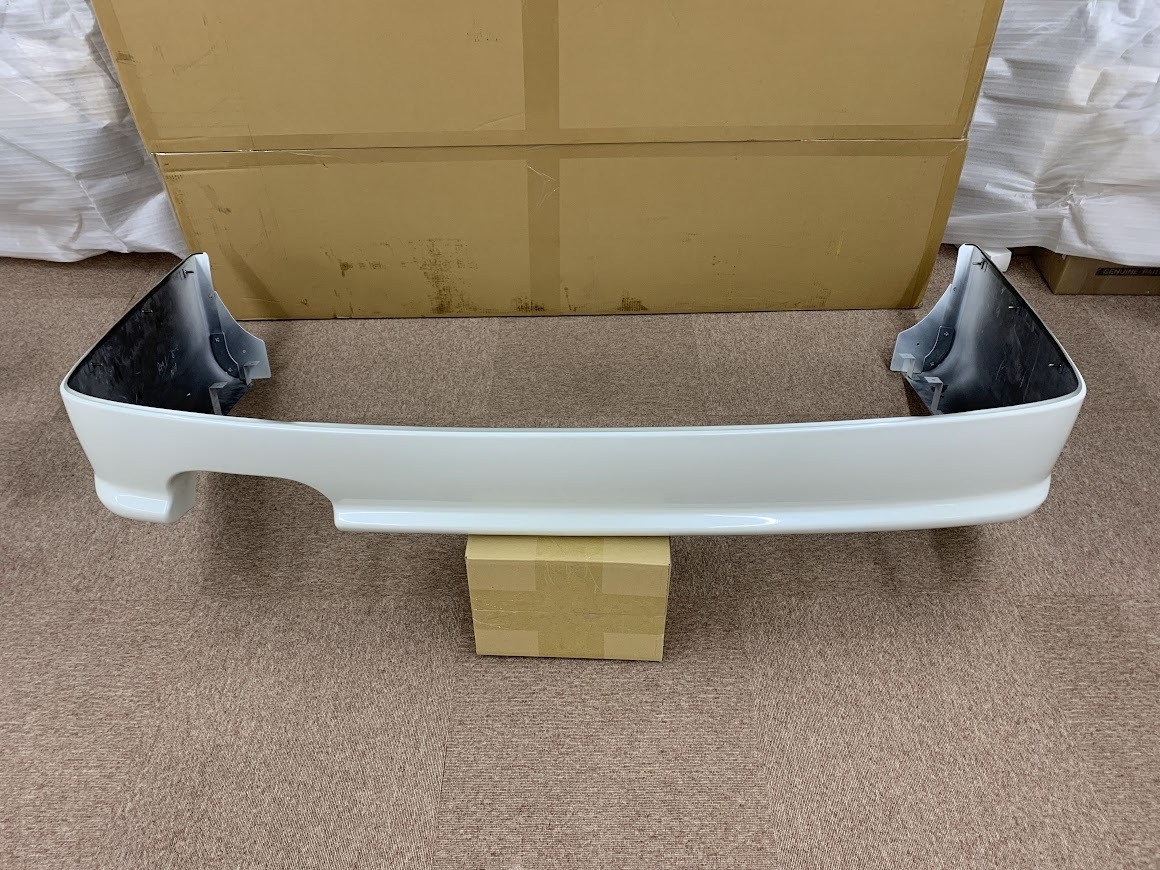 【絶版希少/新品未使用】日産 純正 WGNC34 ステージア 260RS リアバンパー カバー リアアンダー 純正白 オーテック NISSAN WGC34 RB26拍卖