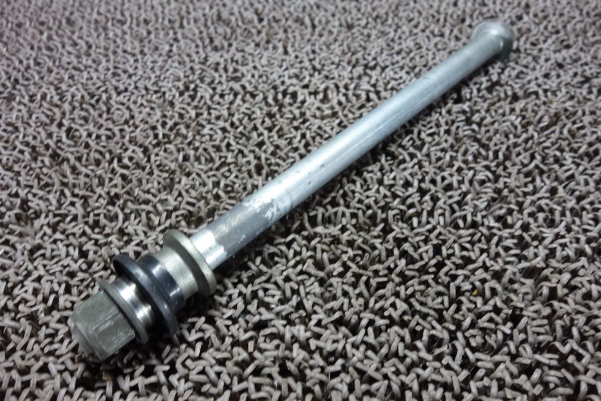 2 TW200 フロントアクスルシャフト 2JL ヤマハ 純正 #R20231113拍卖