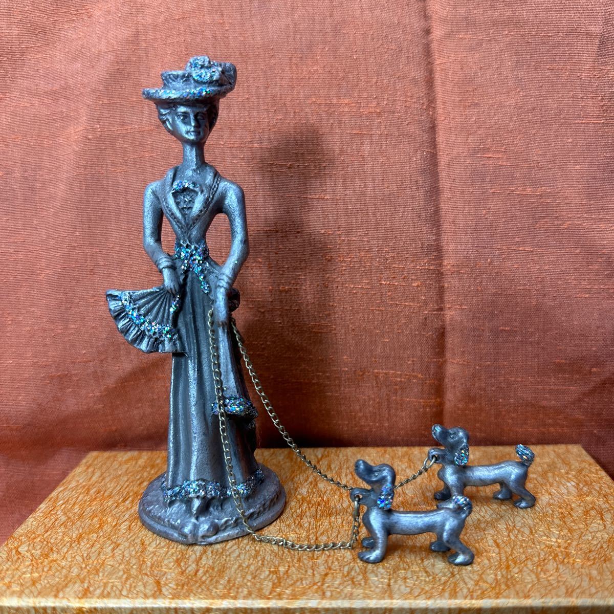 錫製置物 貴婦人と犬 立像 1点アンティーク拍卖