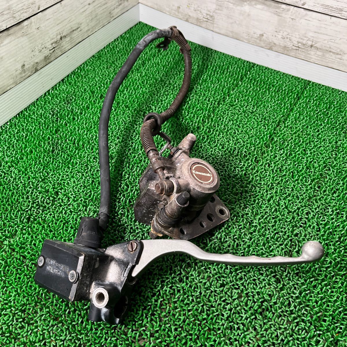 Kawasaki エリミネーター 250SE フロントキャリパー B拍卖