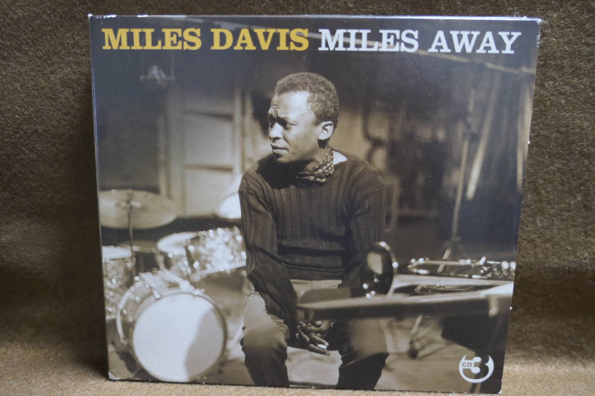 ●送料無料●中古● 3CD / マイルス・デイビス / MILES DAVIS / MILES AWAY拍卖