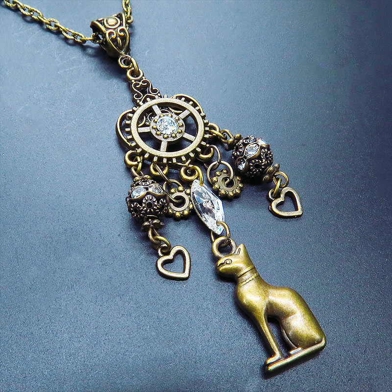 バステト 猫の女神 アンティークゴールド オリエンタル風スワロフスキーとメタルビーズを組合せたネックレス アジャスター拍卖