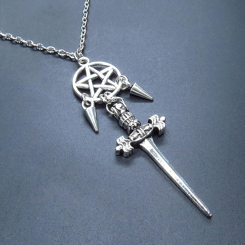 アンティークシルバー ソード(剣)とペンタグラム(五芒星)のネックレス スパイク アジャスター付 メンズ レディース拍卖