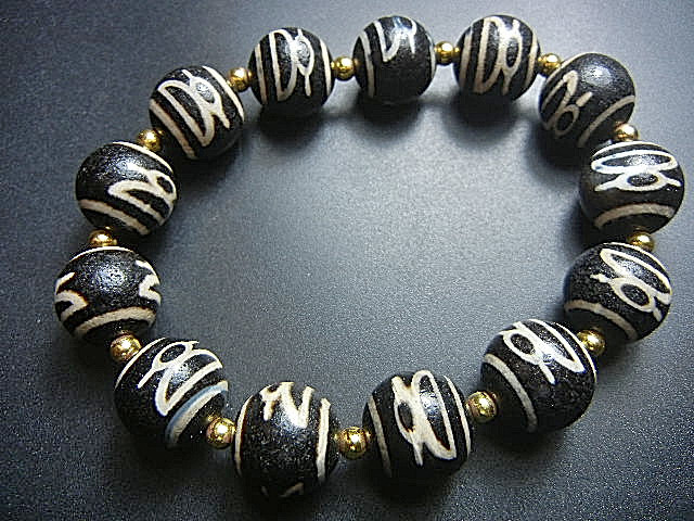 ★西蔵天珠数珠★JFV2396  財神天珠  プレスレット数珠 14mm超勧め拍卖