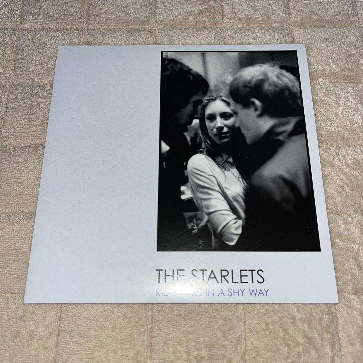 STARLETS サイン入り7インチ ROCKING IN A SHY WAY ネオアコ ギターポップ拍卖