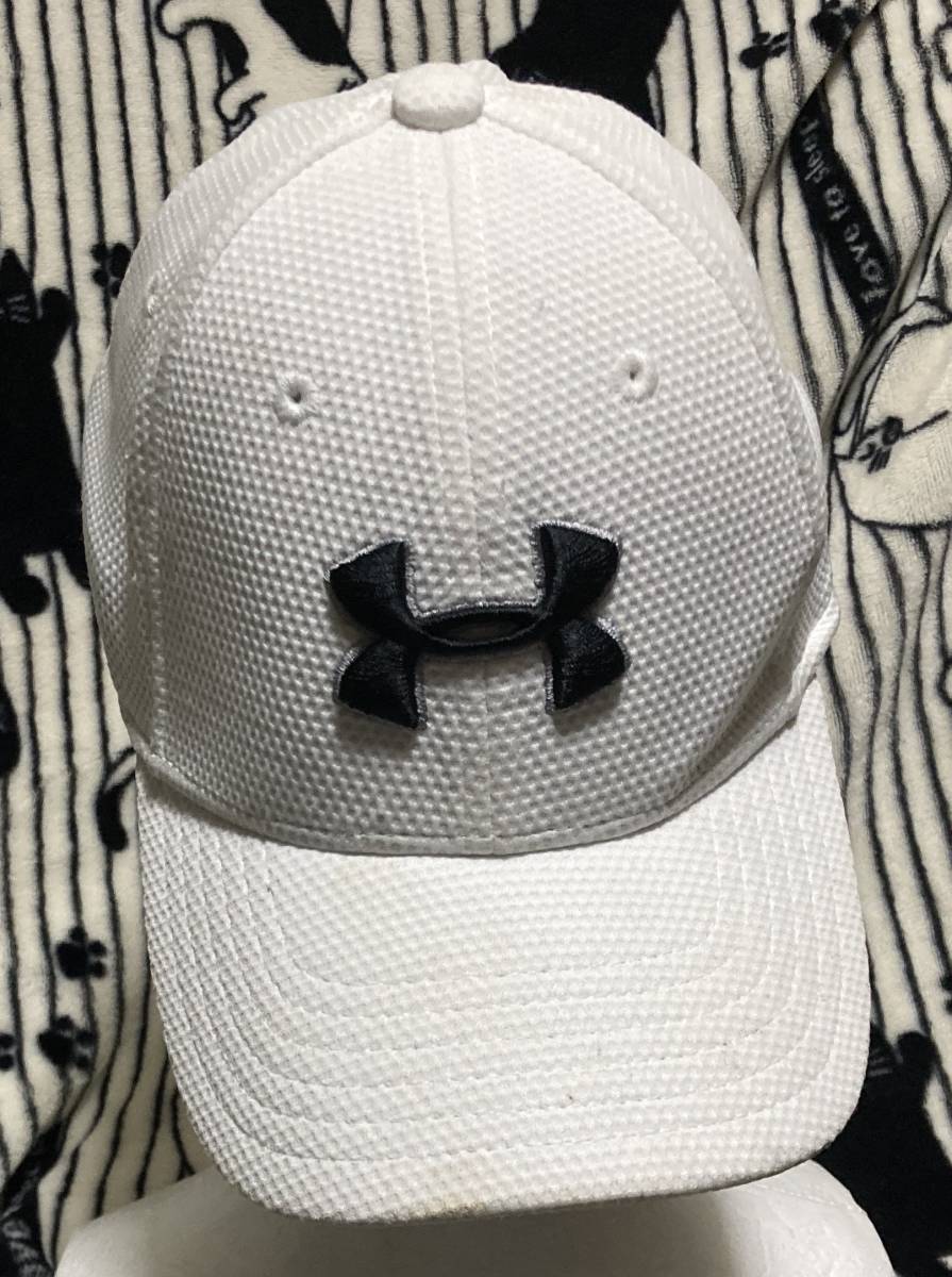 YOUTHサイズ ホワイトキャップ【UNDER ARMOUR アンダーアーマー】スナップバック帽子CAP/ユースフリーサイズ/男女OK/ユニセックス仕様拍卖