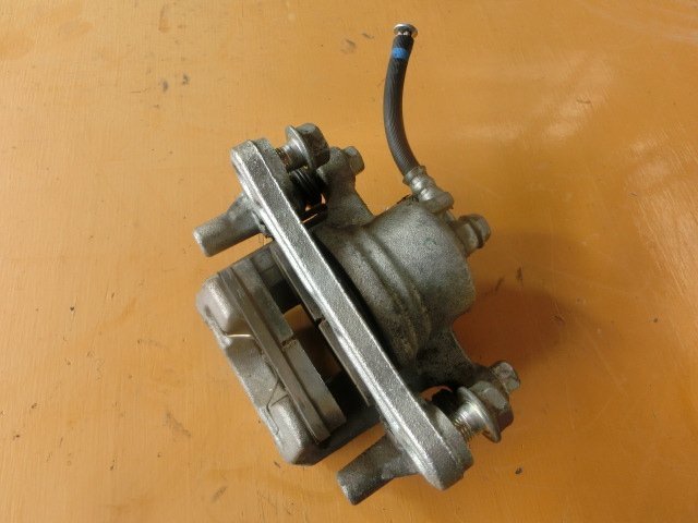 後期 デイズ 左 キャリパー 平成30年 DBA-B21W フロント ブレーキ ディスク パッド 0.1万km J 即決あり EKワゴン拍卖