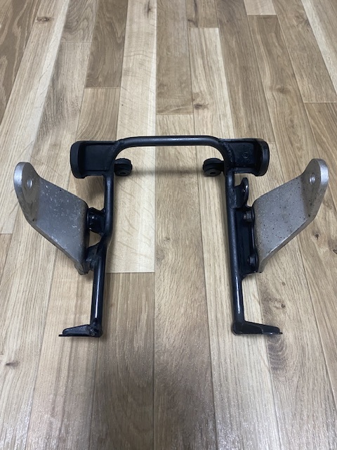 ヤマハ SRX400 ヘッドライトステー 1JL SRX600 1JK キック車拍卖