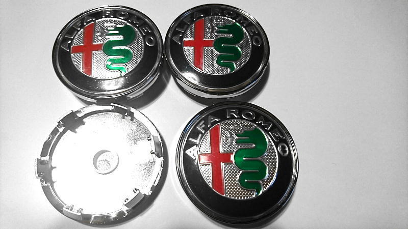 未使用 1台分 アルファロメオ ホイール センター キャップ 4個 補修 部品 939型 940型 159 ミト ジュリエッタ拍卖
