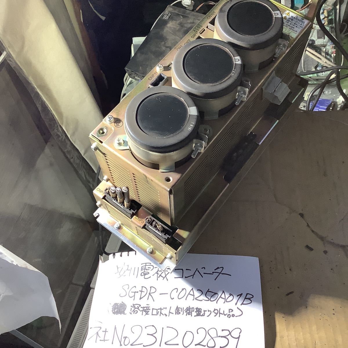 安川電機コンバーターSGDRー COA250A01B 中古品です。動作未確認 現状品です拍卖