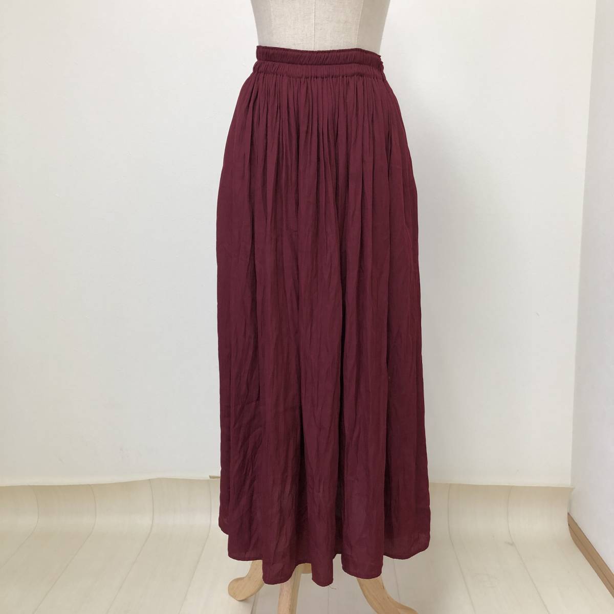 k2196 美品 UNIQLO ユニクロ スカート ロング プリーツ ウエストゴム 裏地 薄手 M ワインレッド レディース ベーシックカジュアルスタイル 拍卖
