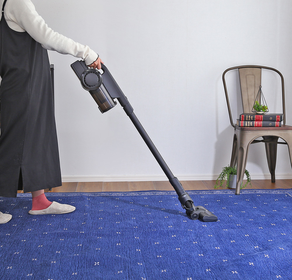 充電式スティッククリーナー スティックとハンディ2way仕様 ブラック色拍卖