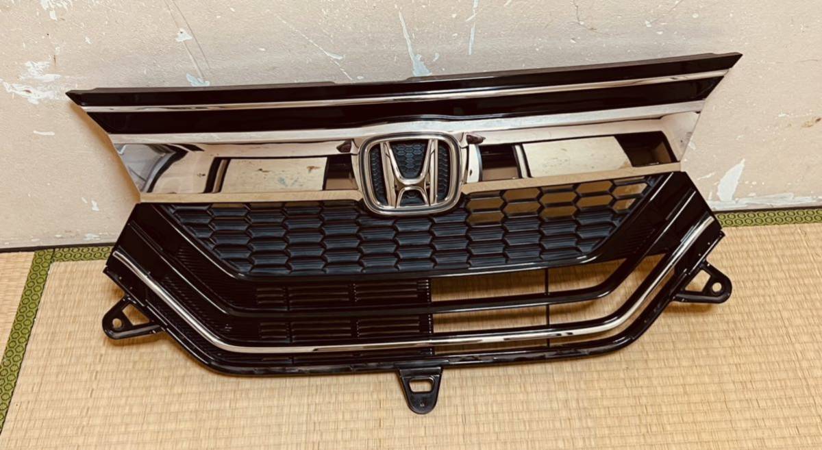 N-BOX/NBOX/カスタム (JF3/JF4) 前期 純正 フロントグリル (71121-TTA-J010-M1/71121-TTC-J010-M1) 2310-07拍卖