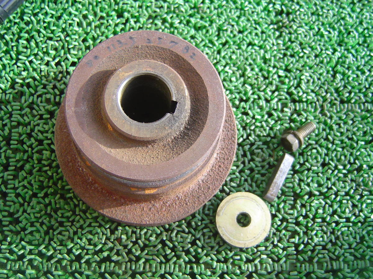 80*クボタ 除雪機 KSR10W エンジン GH280(セル付き)Vプーリー 直径113.5mm と 80mm 軸穴径25mm(25.05mm)キー幅7mm Bベルト2本掛け拍卖