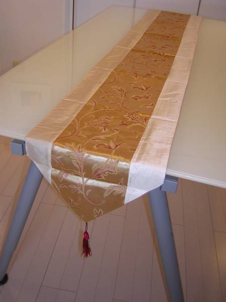 新品★ベッドスロー★テーブルランナー★テーブルセンター★ゴールド拍卖