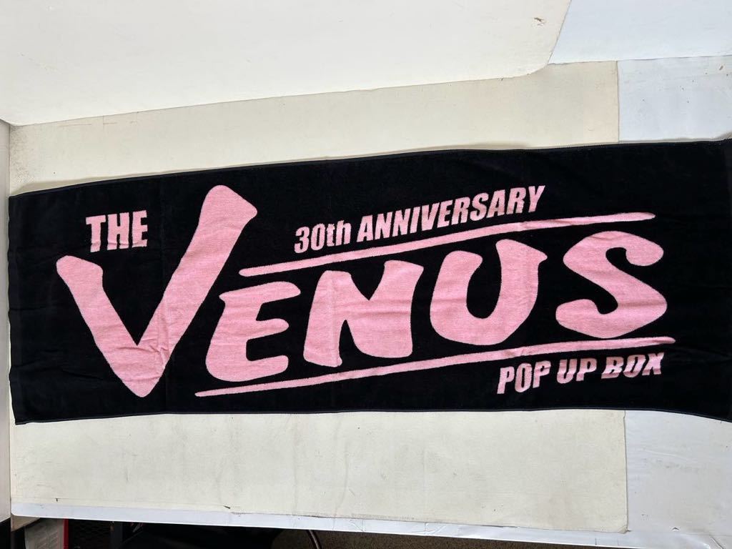 ザ・ヴィーナス 30周年記念CDボックス特典 非売品バスタオル 未使用 ブラック×ピンク 検THE VENUS コニー、ロックンロール、ロカビリー拍卖