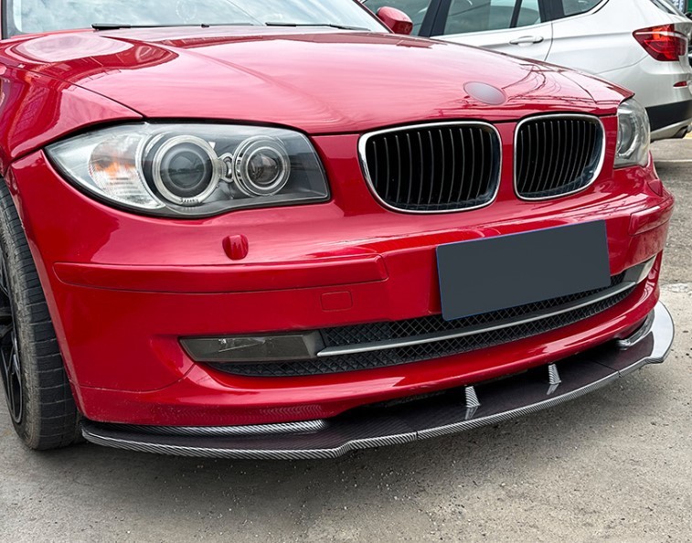 スポーティ全開♪ BMW カーボン ルック フロントバンパー リップ スポイラー E87 116i 120i 130i 1シリーズ ハッチバック 後期拍卖