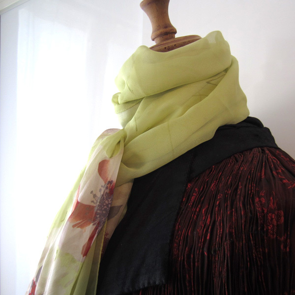 美品 NINA RICCI/ニナリッチ★ 花柄 薄手 シフォン シルクストール拍卖