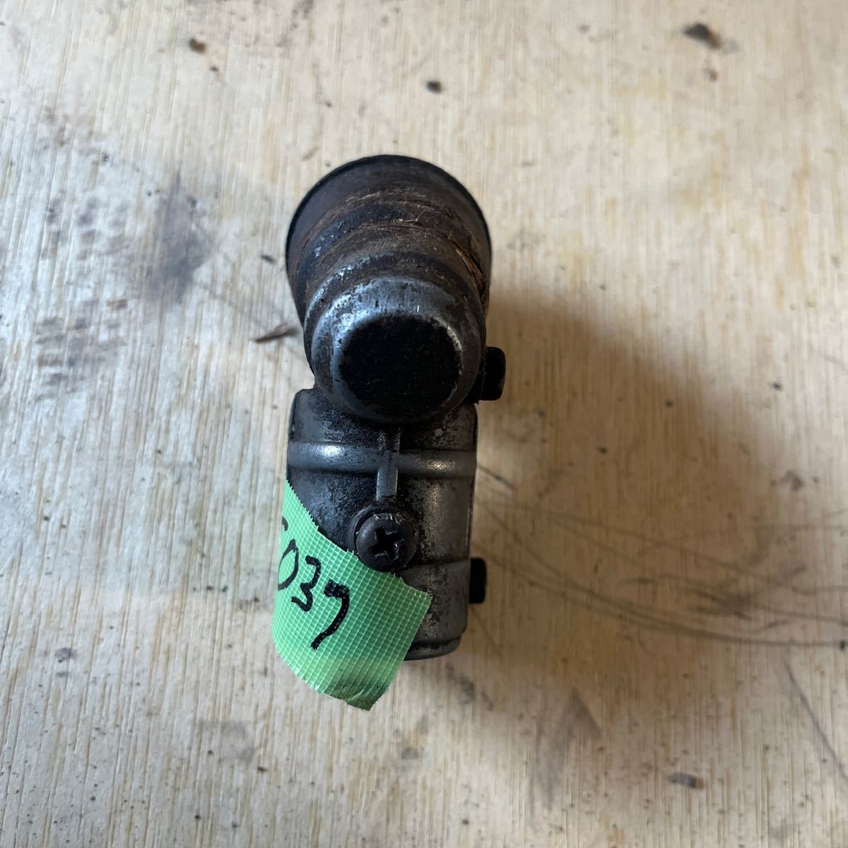 T037 三菱 TBシリーズ ギアケース パイプ径約25ミリ シャフト径約6ミリ 歯数10山 農くる 山口発拍卖