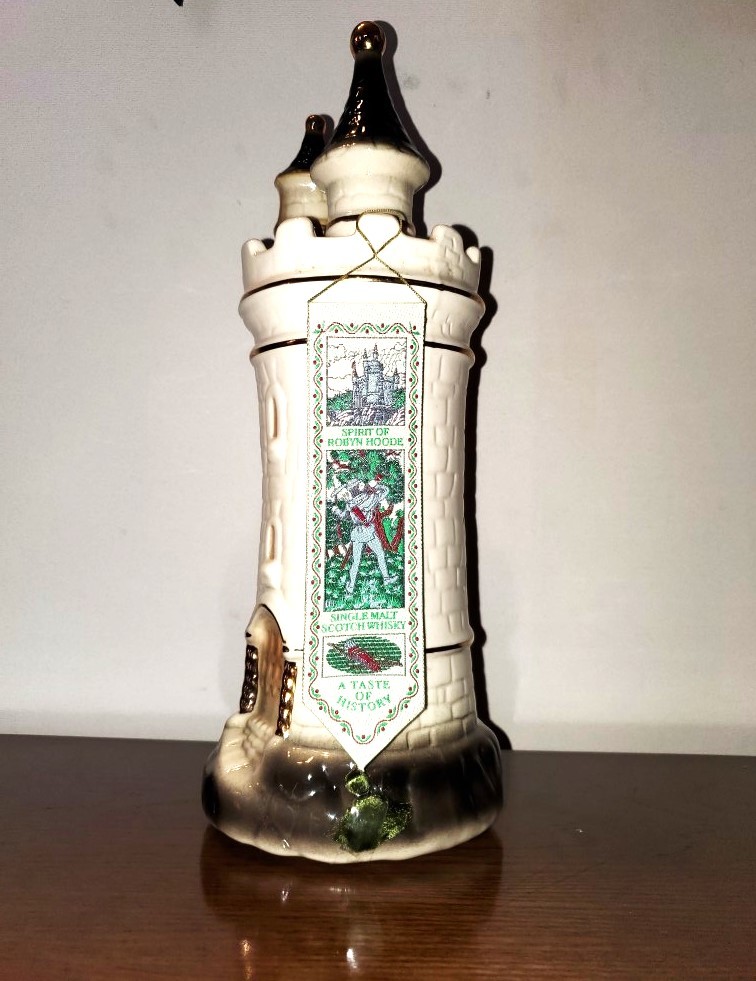 珍品♪♪ 未開栓♪ 【古酒】♪ SPIRIT OF ROBYN HOOODE シングルモルト ウイスキー 40% 70cl 箱付!!拍卖