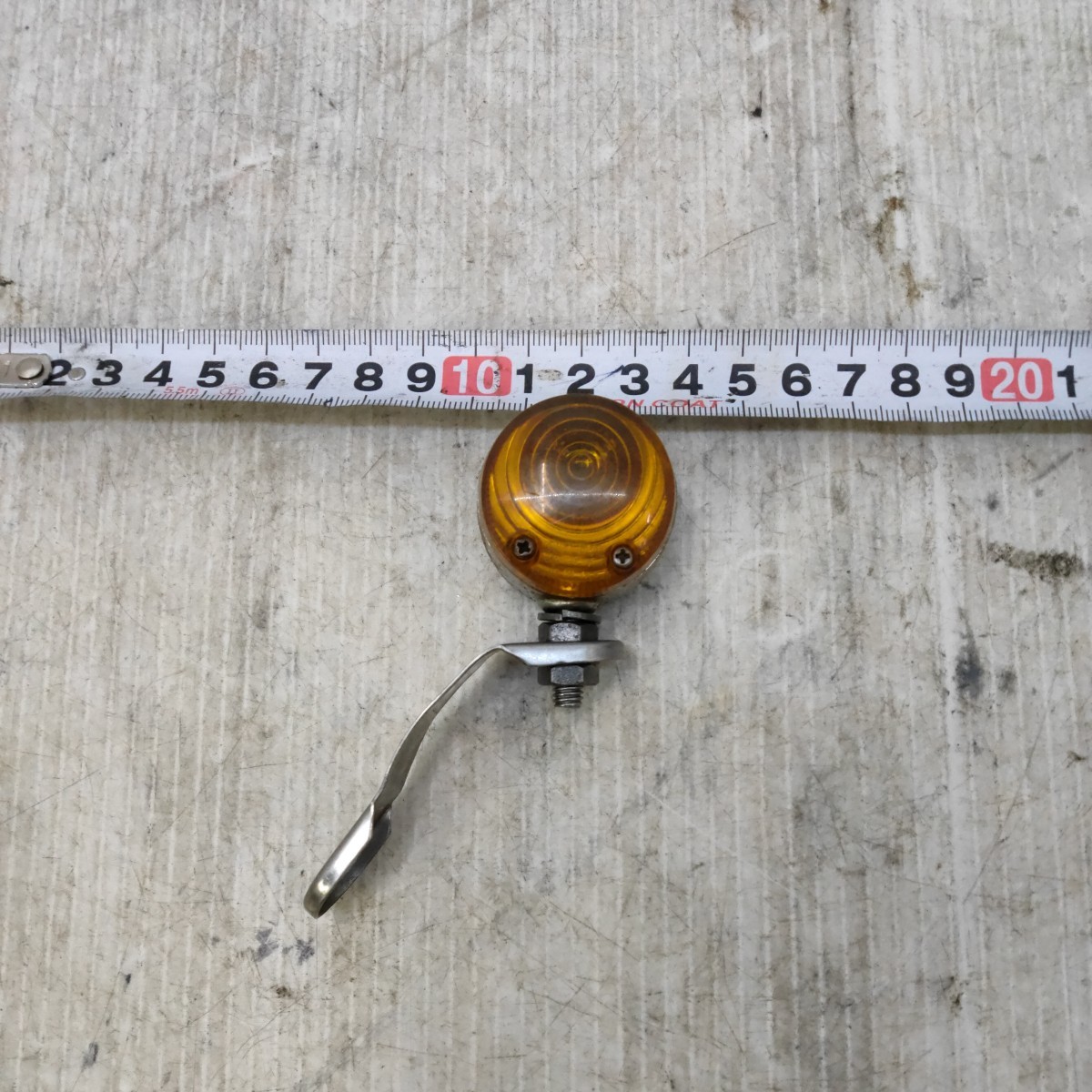 【1103-102】車種不明 ウインカーライト テールライト 当時物 絶版 旧車 50年代 60年代 CAT EYE拍卖