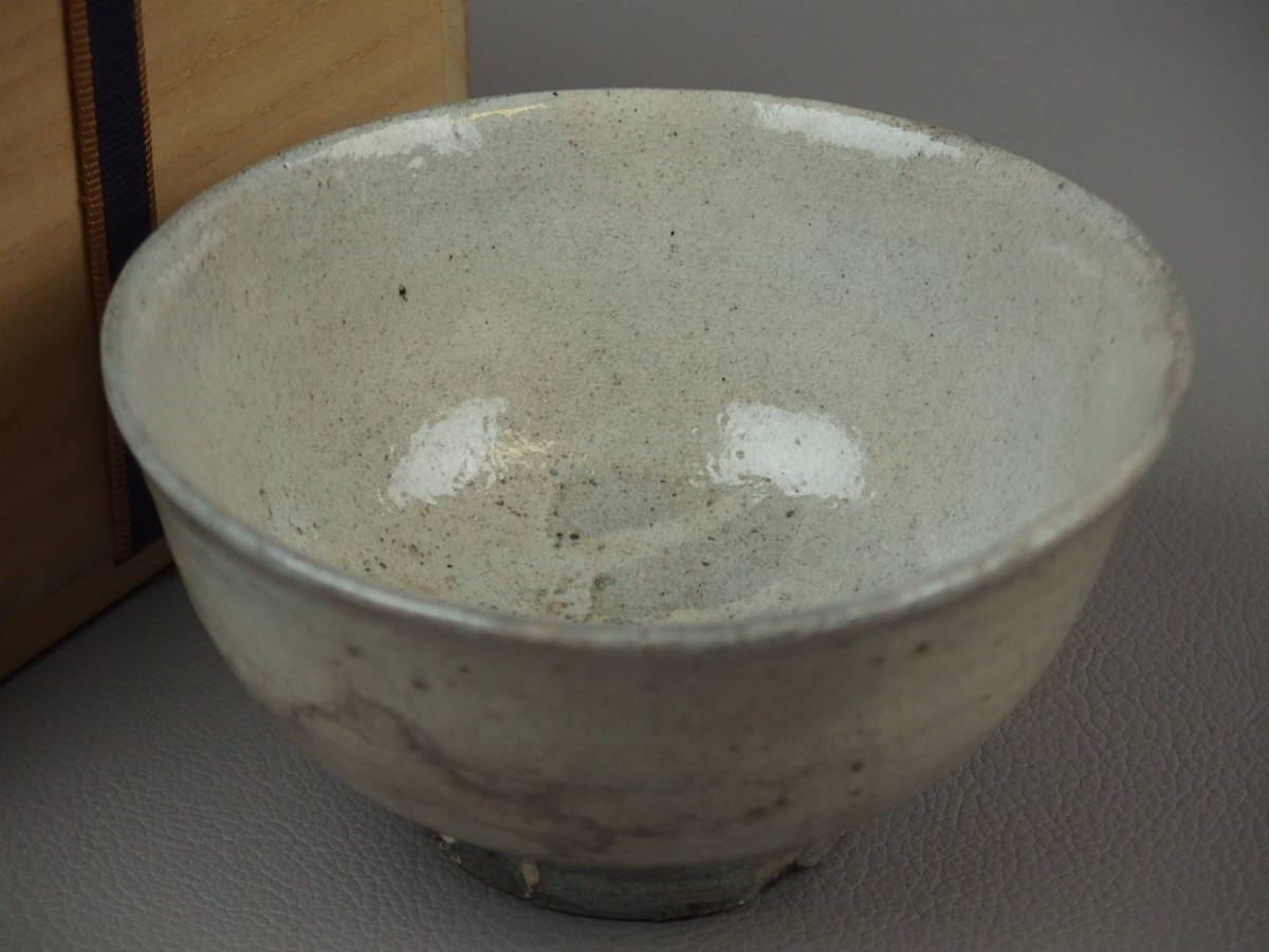 【骨董・茶道具】★李朝★★粉引茶碗 er044yb22.yb.8 朝鮮半島拍卖