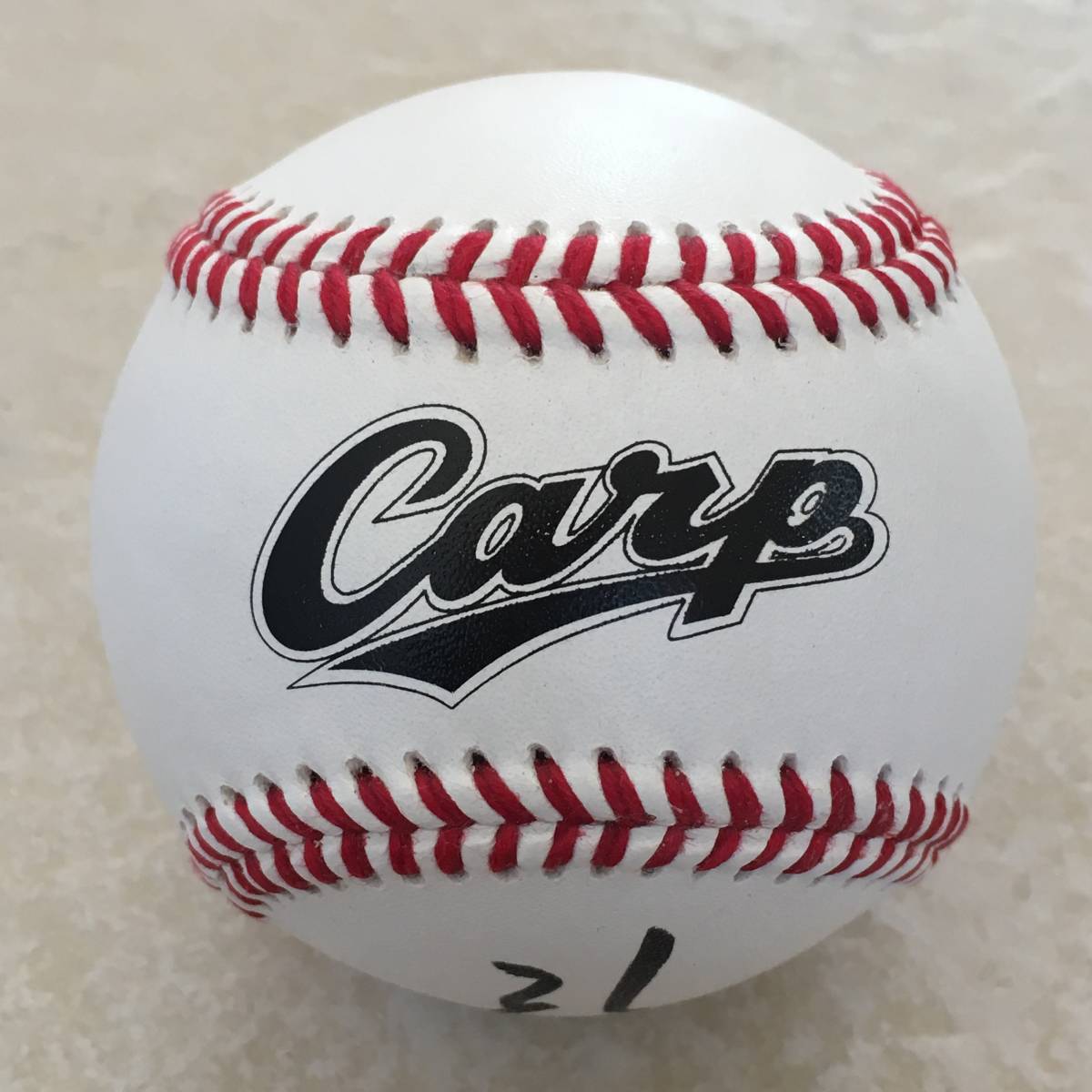 ◇広島東洋カープ 【新井貴浩】 直筆サインボール【新品カープロゴ入り球団練習球 】◆カープ練習球◆新品未使用球拍卖