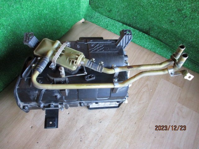 (0211)WBYD21 テラノ 2ドア エアコン ヒーターユニット ヒーターコア拍卖