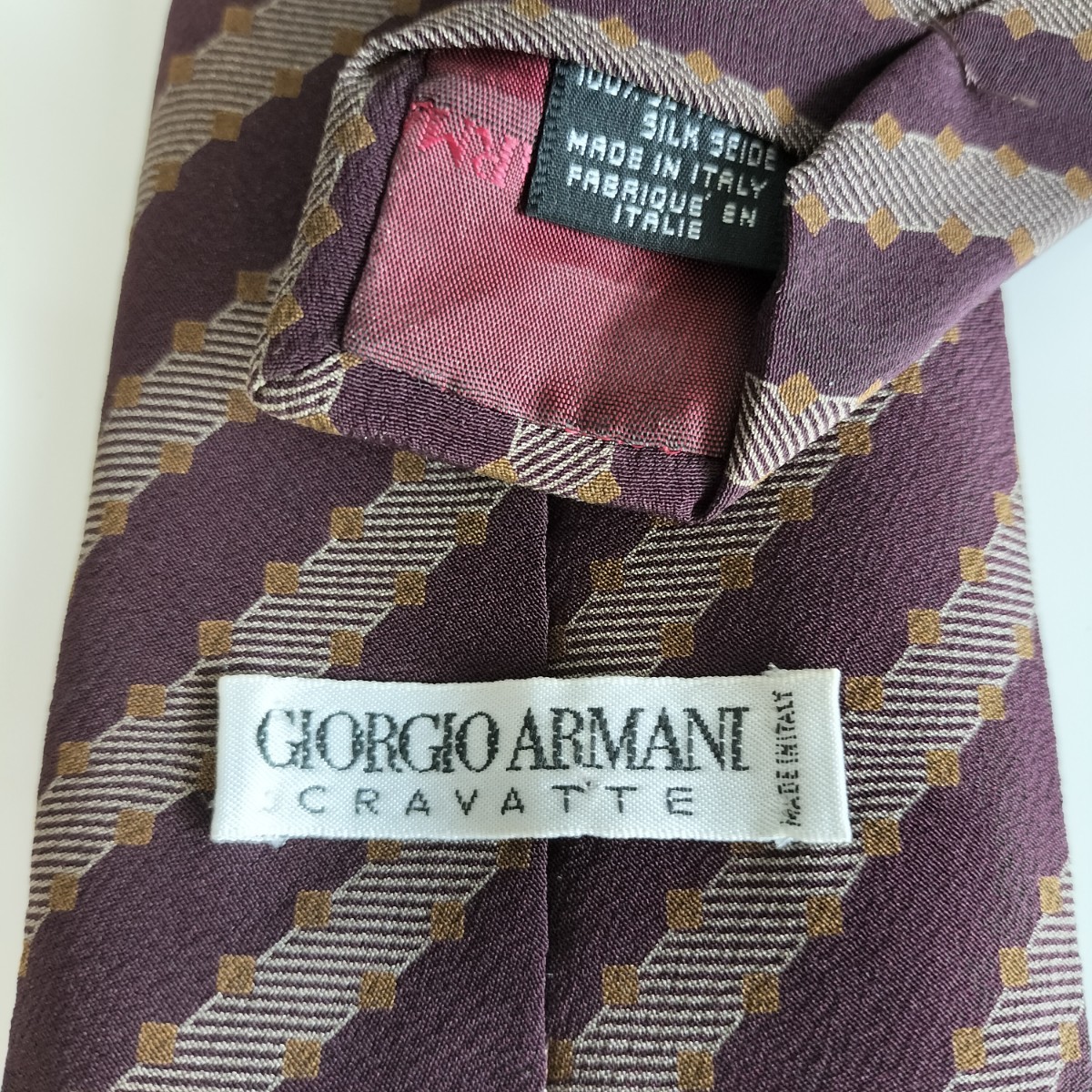GIORGIO ARMANI(ジョルジオアルマーニ)芋色ストライプネクタイ拍卖