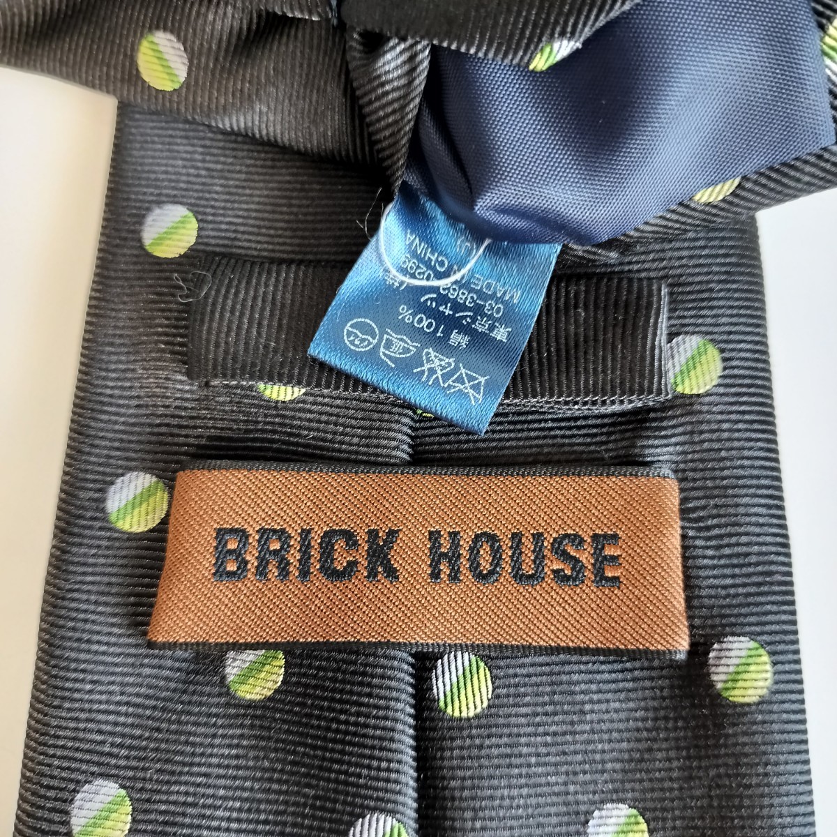 BRICK HOUSE by TOKYO SHIRT(ブリックハウス)黒緑ドットネクタイ拍卖