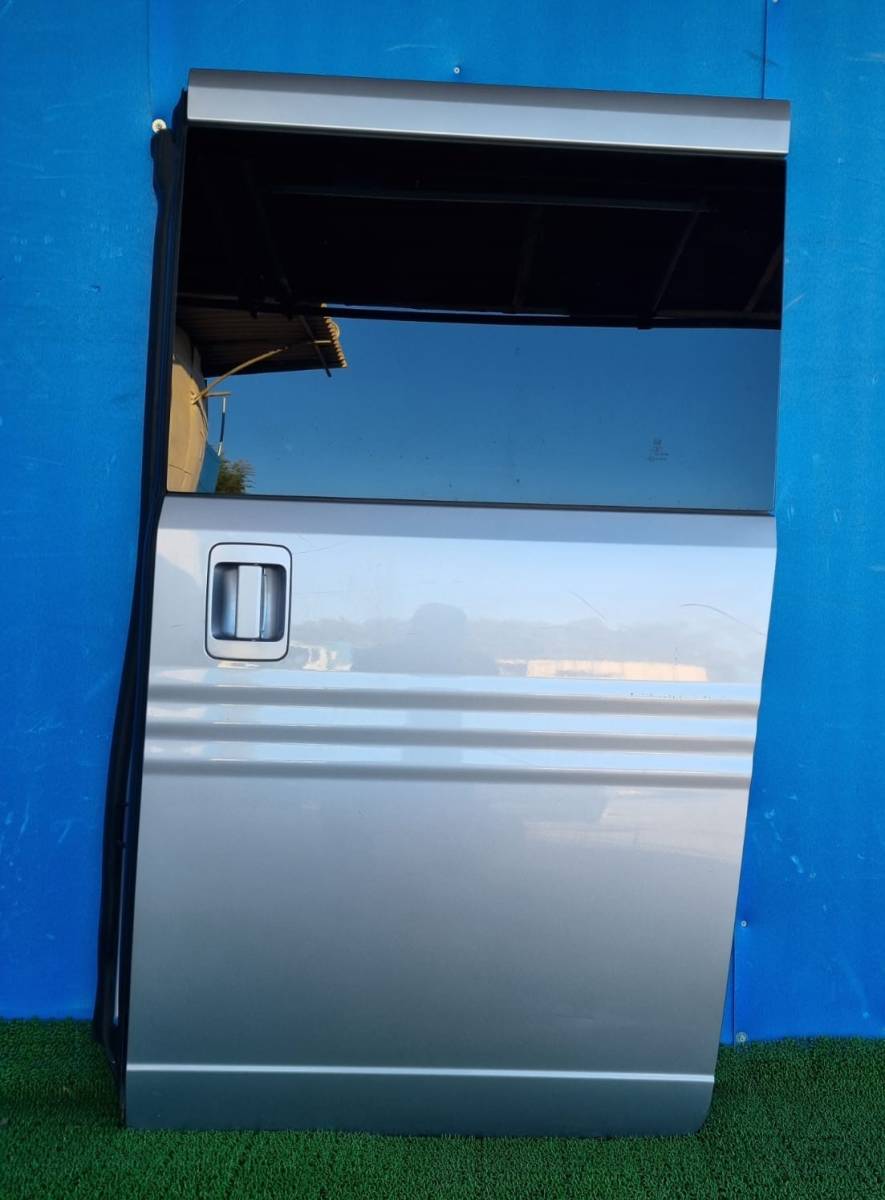 ホンダ N-VAN JJ1 リアドア 左 (NH830M シルバー) 2018年拍卖