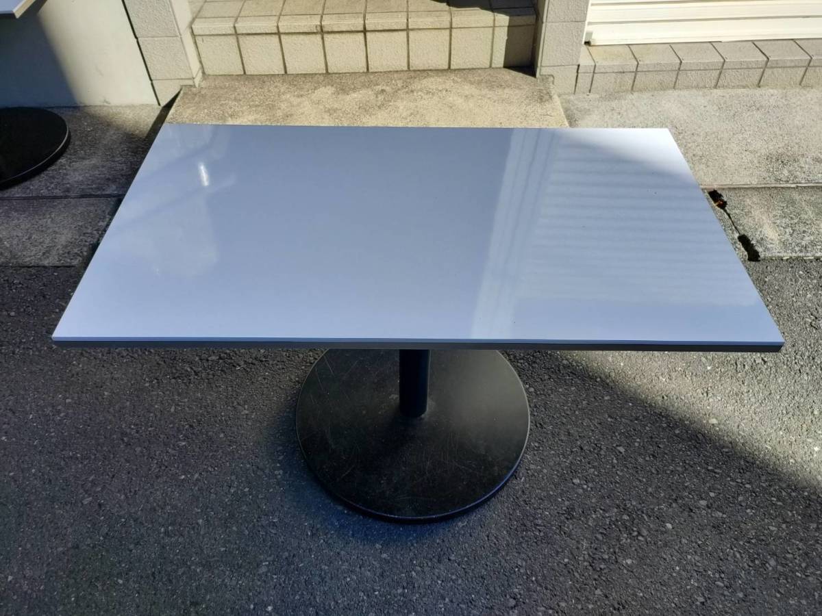 4人掛けテーブル 天板(白) 台座(黒) 家具 ※在庫複数あり拍卖