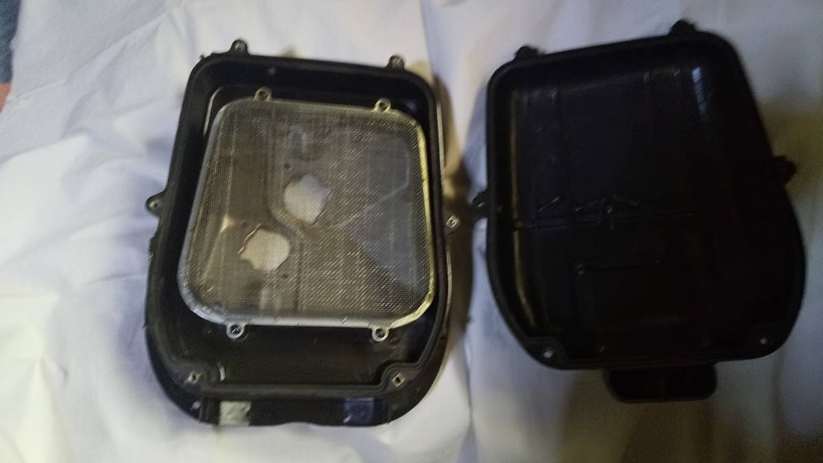 ホンダ純正 MC20 VT250 スパーダ エアクリーナーボックス フィルターなし拍卖