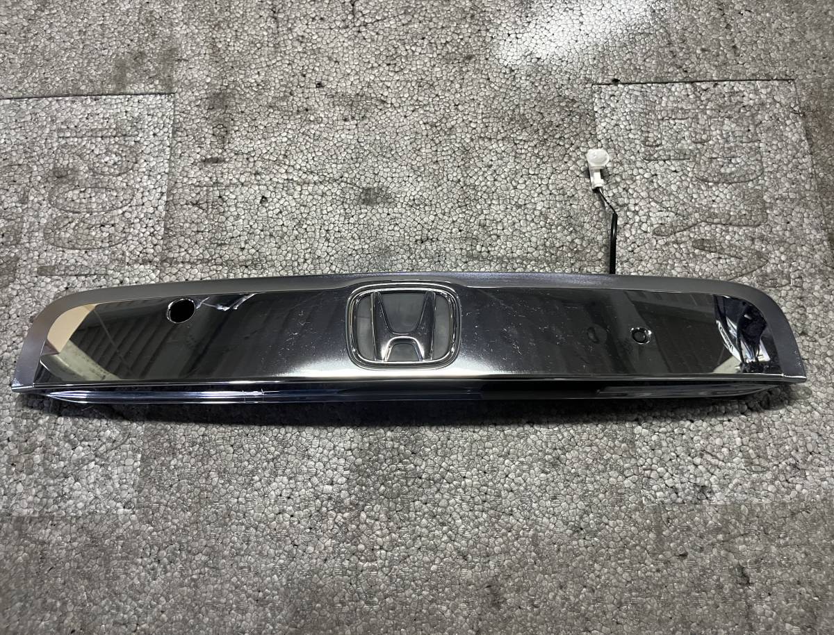 ホンダ N-ONE JG1 純正 エンブレム リアガーニッシュ バックドア リアドア 【DBA-JG1 HONDA N-ONE Nワン エヌワン拍卖