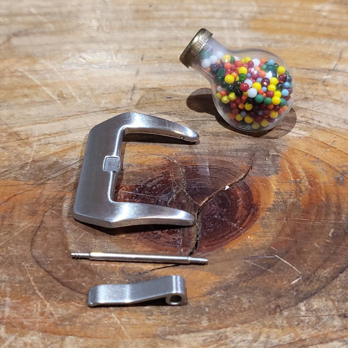 レザークラフト 腕時計 バックル (B型 内径22mm)拍卖