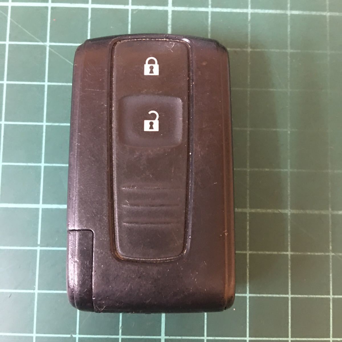 @TA5981 緑ランプ点灯 D刻印 トヨタ 純正 スマートキー 2ボタン キーレス プリウス 20系 bB パッソ ラッシュ テリオス等 ダイハツ拍卖