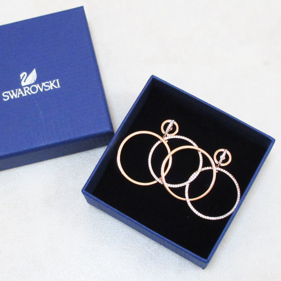 ★新品 SWAROVSKI スワロフスキー 「Flash ピアス」拍卖