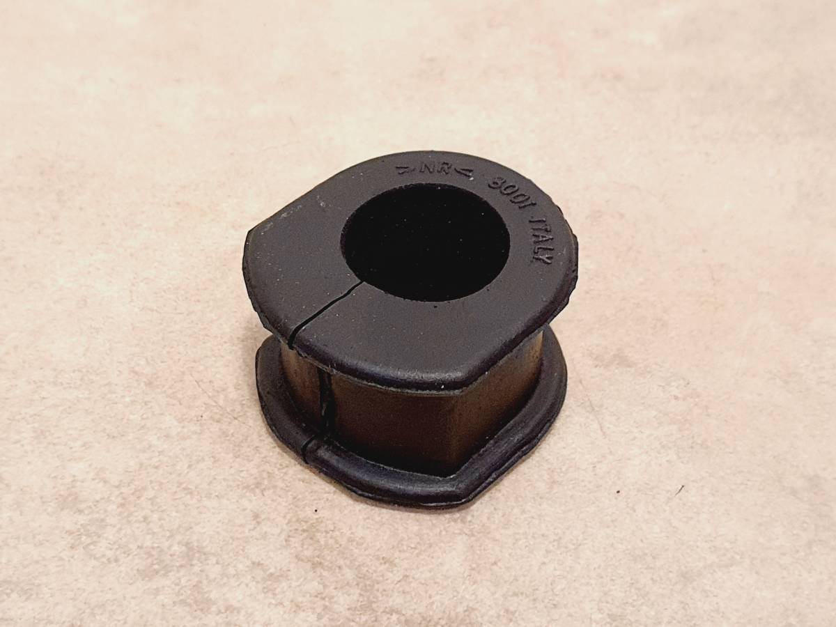 フィアット・パンダ1 ステアリングシャフトブッシュ拍卖