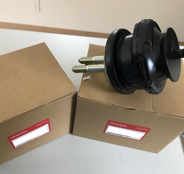未使用 ホンダ 純正 S2000 AP1 AP2 2個セット フロント エンジン マウンティング ラバー HONDA Genuine Front engine mounting rubber ASSY拍卖