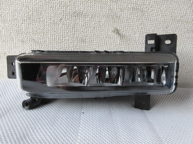 ⑫ BMW 2シリーズ フォグランプ左 F45 F46 63.17-7 471 081-08拍卖