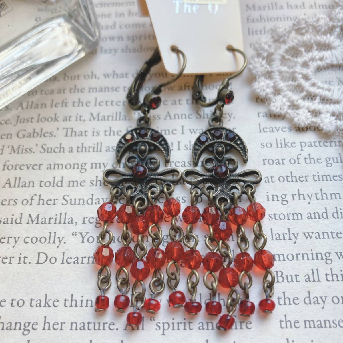 アンティークピアス ボヘミアン 金古美 ビーズ レッド 赤 ロング ジャラジャラ 未使用品☆Vintage jewelry accessories A0871拍卖