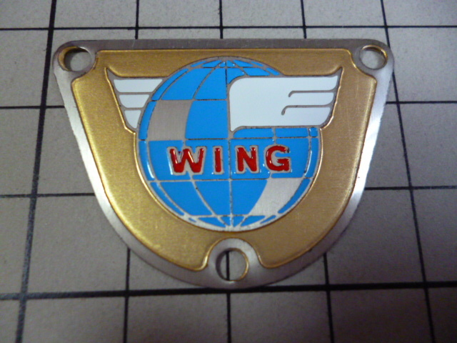 金属 プレート ステッカー ⑭ 当時物 です(40×28mm) WING ビンテージ エンブレム拍卖