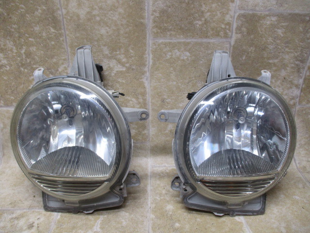 I4/ L550Sムーヴ ラテ後期 純正ヘッドライト左右KOITO 100-51761拍卖