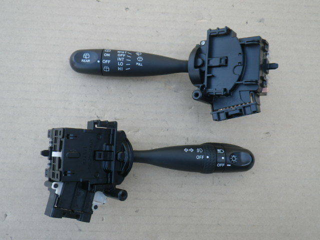 タント エグゼ カスタム RS☆L455S◆コンビネーションスイッチ 中古品 1926拍卖